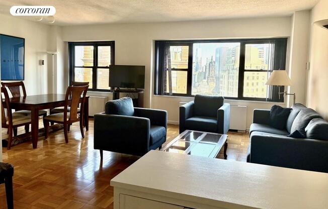 1 bed, 1.5 baths, 900 sqft, $5,700, Unit 31B