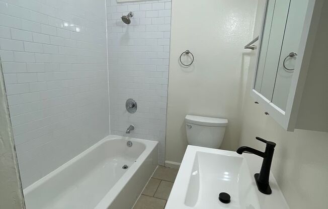 1750 10th St (1752)