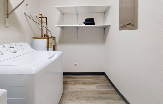 2 beds, 2 baths, 1,022 sqft, $1,090, Unit 205