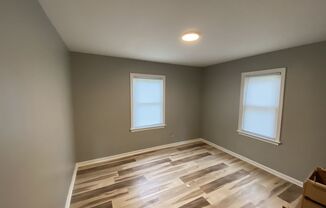 3 beds, 1 bath, $1,300