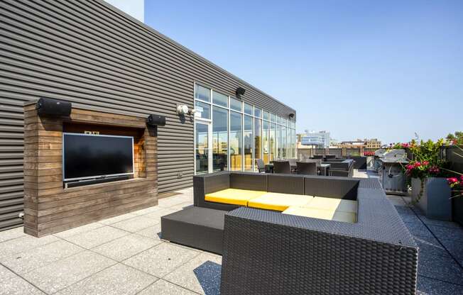 13thirteen Randolph Street Lofts