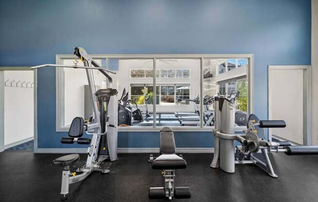 fitness center at Dakota Ridge apartments