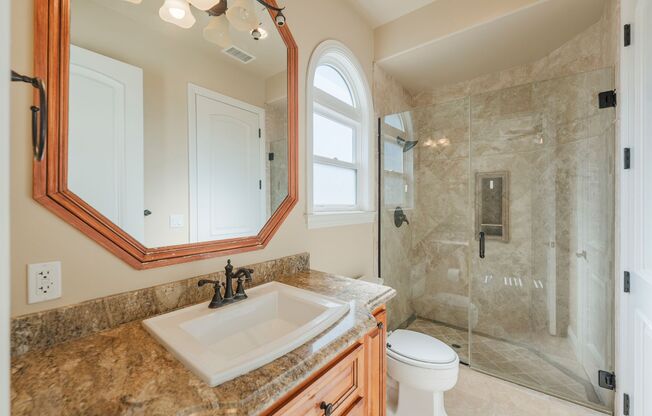 4 beds, 4 baths, $6,500, Unit #B