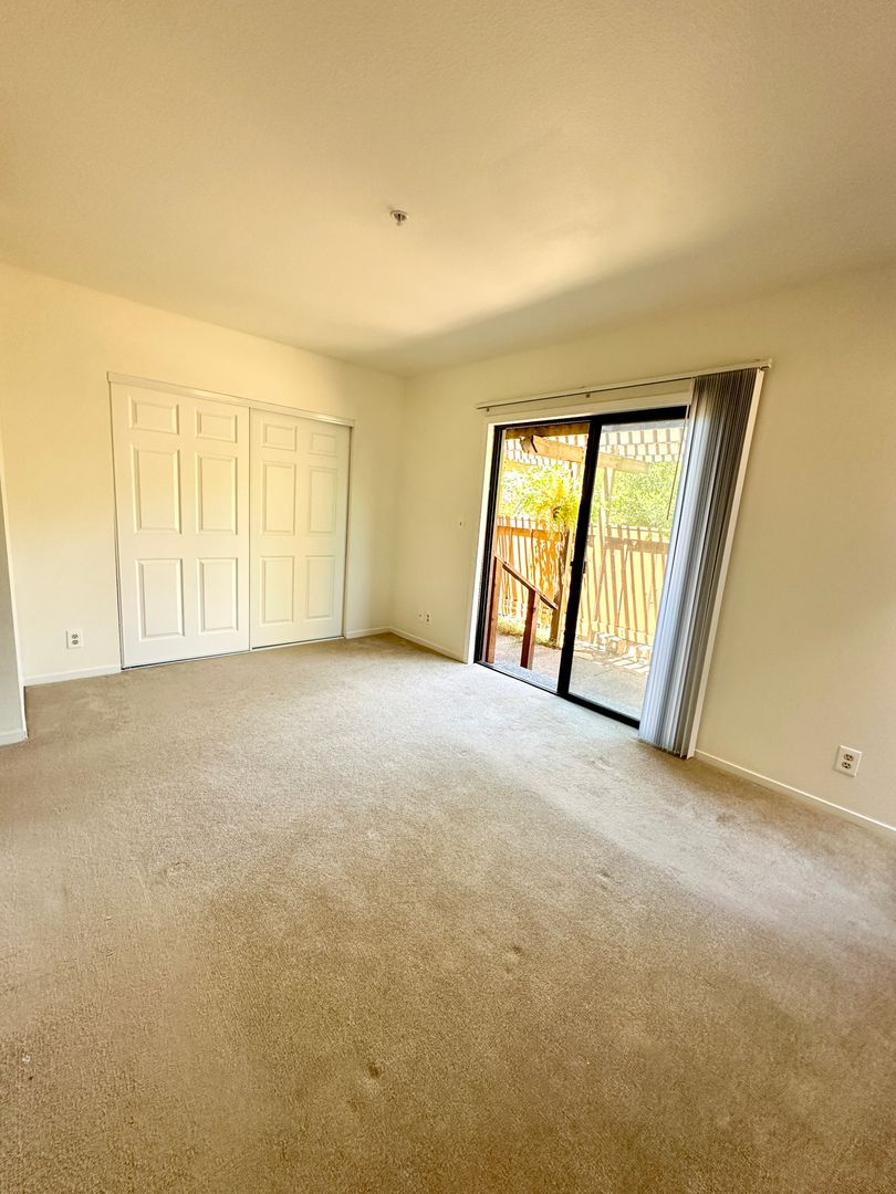 1-35 Birdsnest Court