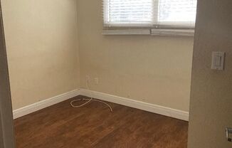 1 bed, 1.5 baths, 70 sqft, $725