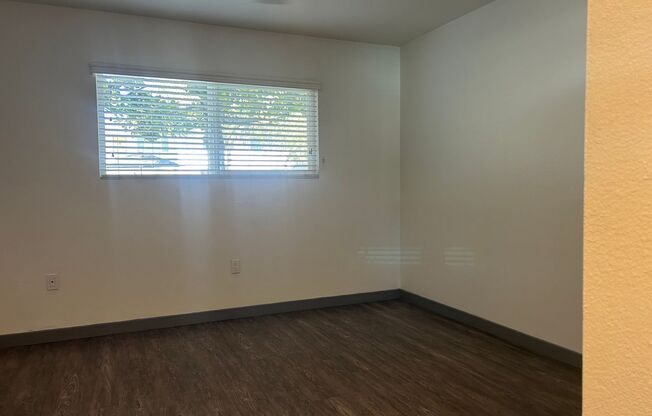 1 bed, 1 bath, 650 sqft, $2,410, Unit D087