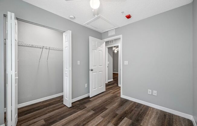 3 beds, 1.5 baths, 908 sqft, $1,595, Unit 173