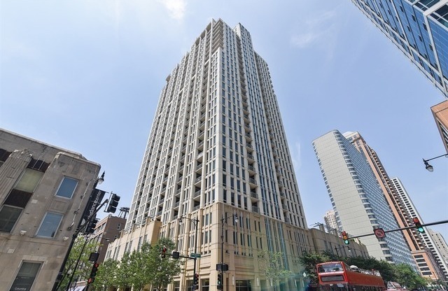 1250 S Michigan Ave