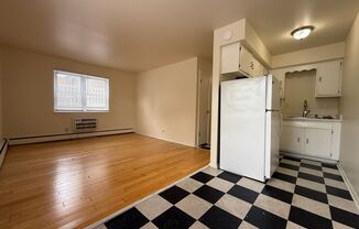 1004 Pleasant