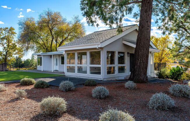 3-Bed, 3-Bath Home with Spacious Layout and Vineyard Views