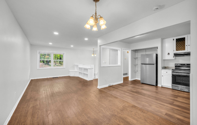 360 ROUND TABLE RD
