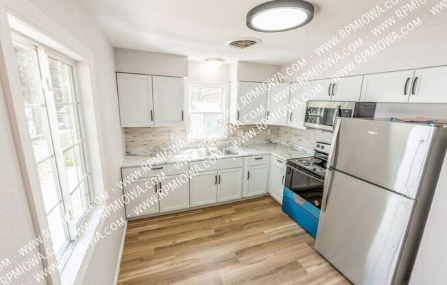 1439 8 ST