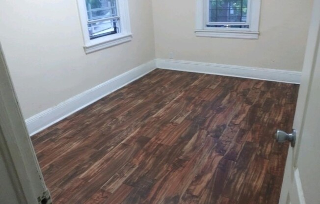 73 SHERIDAN AVE