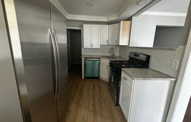 3 beds, 1 bath, $1,245