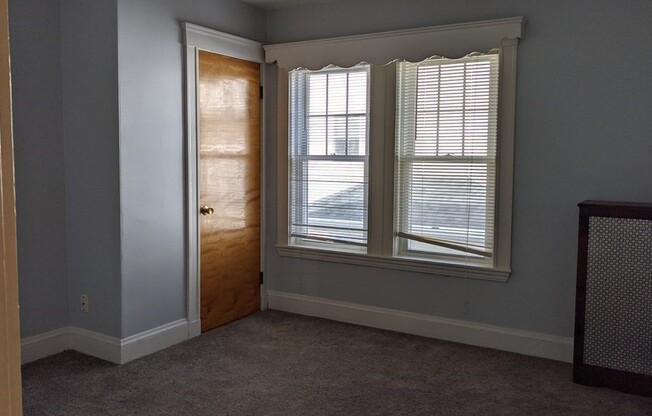 77 LINWOOD ST