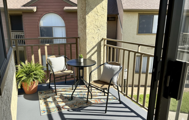 1 bed, 1 bath, 691 sqft, $2,050, Unit 111
