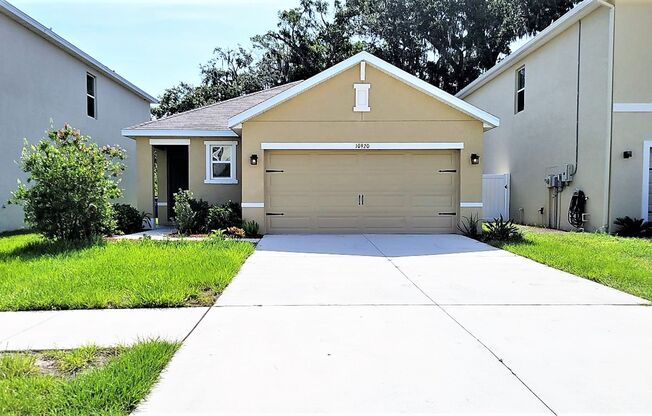 Carlton Lakes 3 bedroom/2 bath