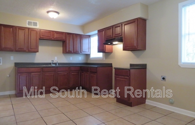 3359 REDCLIFF DR