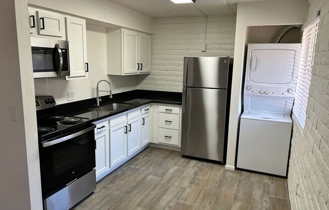 2 beds, 1 bath, 615 sqft, $1,225, Unit 207B