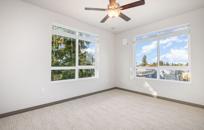 2 beds, 2 baths, $2,350, Unit Unit B212