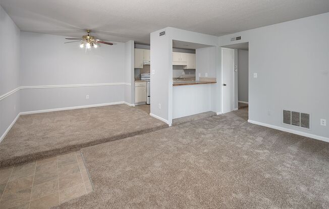 2 beds, 1.5 baths, 903 sqft, $1,300