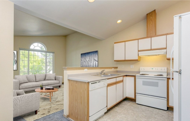 2126-2128 Harris Ave