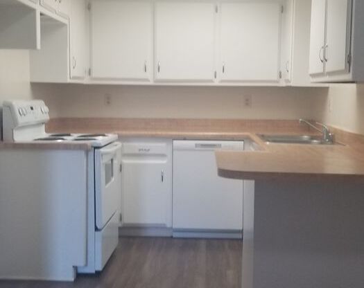 1 bed, 1 bath, 550 sqft, $1,050, Unit Unit G