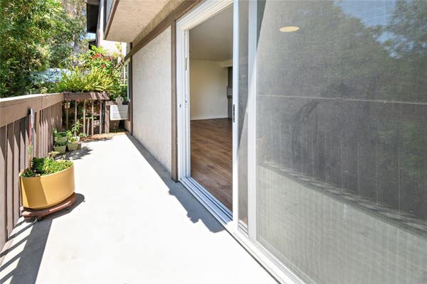 348 S MIRALESTE DR