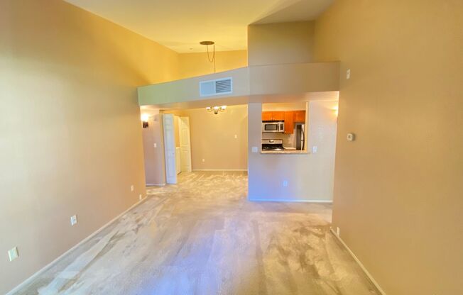 2 beds, 2 baths, $1,325, Unit # 1528