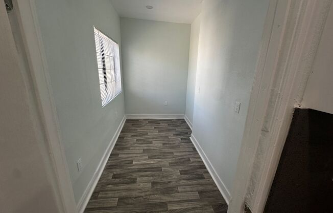 1 bed, 1 bath, 307 sqft, $1,495.83, Unit 31