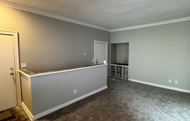 3 beds, 1 bath, 1,011 sqft, $1,300, Unit 2