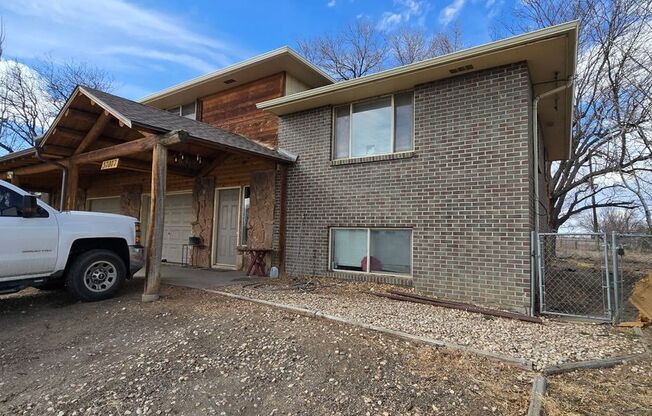 Windsor Duplex in Country setting