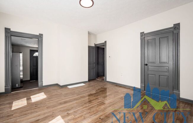 2 beds, 1 bath, $1,354