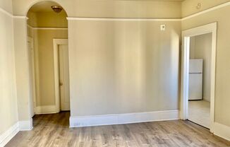 Studio, 1 bath, 400 sqft, $1,695, Unit 405