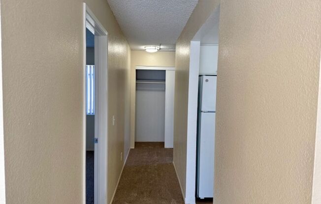 1 bed, 1 bath, 691 sqft, $2,050, Unit 52