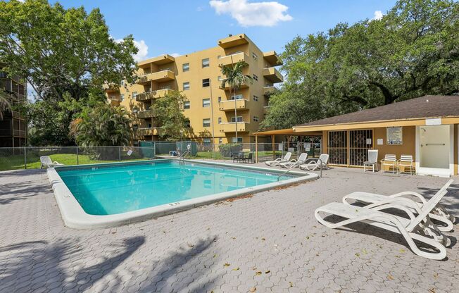 4147 Live Oak