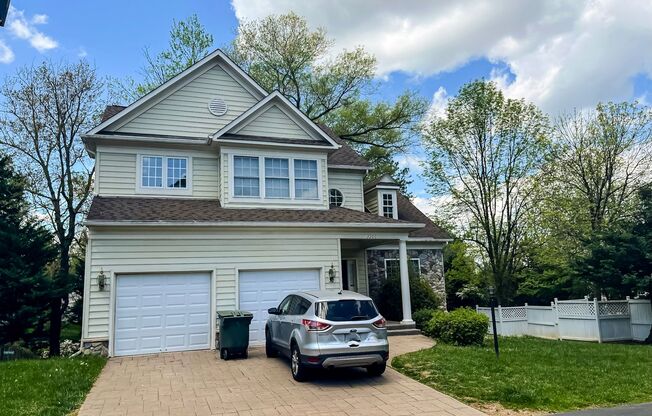 Stunning and Spacious 5 Bed 4 Bath Colonial Home With A 2-Car Garage In Bailwick
