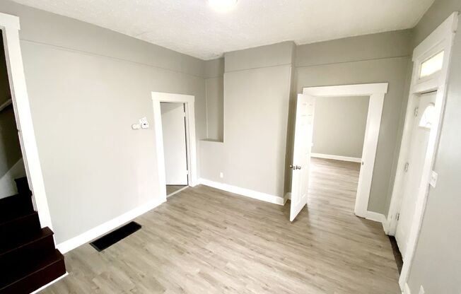 3 beds, 1 bath, $998