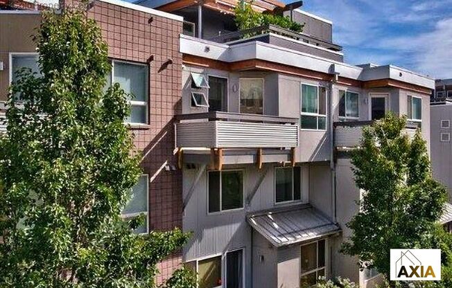 Landmark Lofts