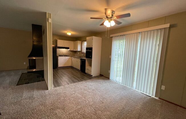 3 beds, 1 bath, $1,450