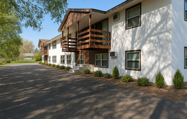 Green Ave Apartments (3 of 3)