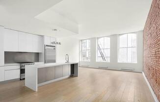 496 BROADWAY 3