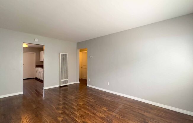 4110-4124.5 32nd Street