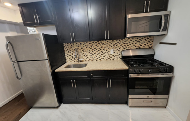 131 B 121 ST