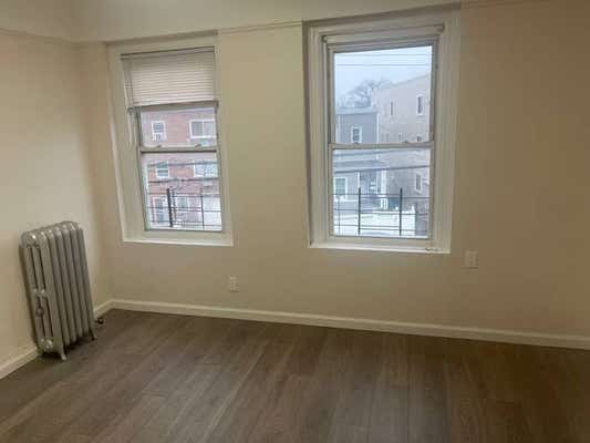 1168 E 221 ST