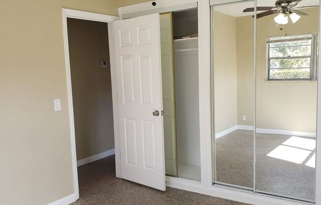 3712 - 3718 Henry Ave