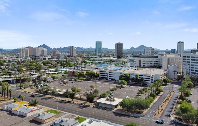 Historic District Charmer!