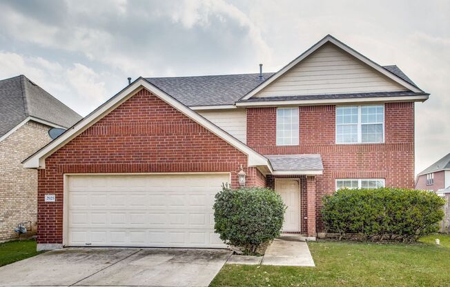 Great 4 Bedroom home with large fenced yard in Blackhawk !!