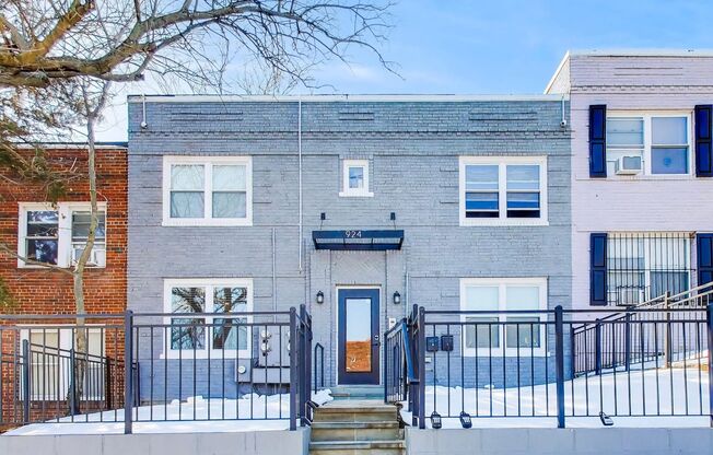 924 19th St NE