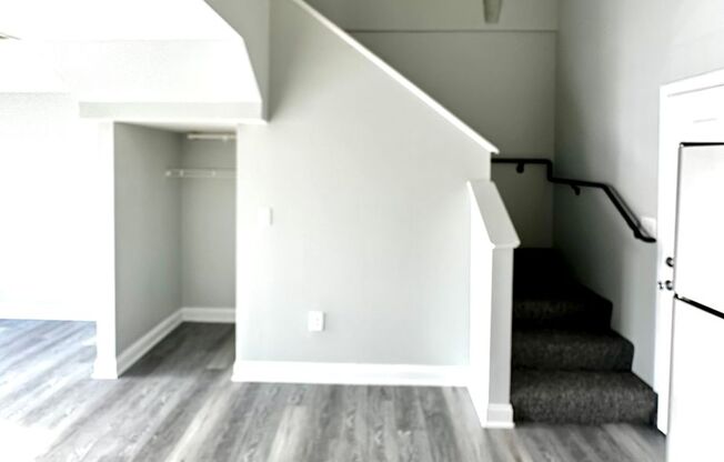 2 beds, 1.5 baths, 775 sqft, $2,200, Unit 219